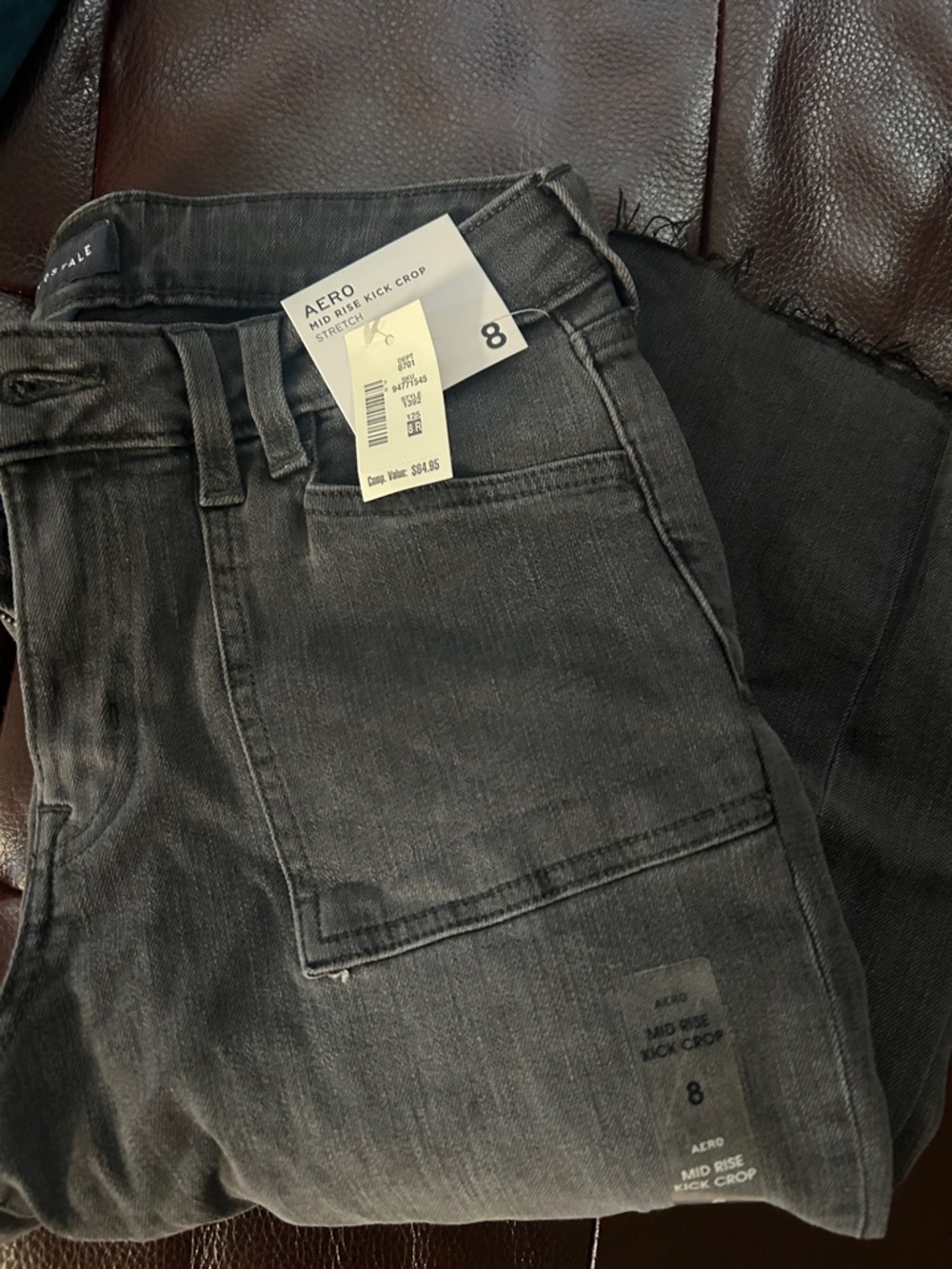 Aeropostale Women's Mid-Rise Kick Crop Jeans - Black